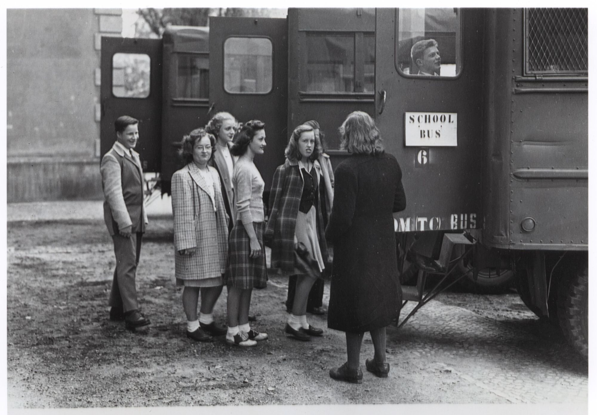 Sonderausstellung zur Geschichte der Berlin American High School 1946-1994