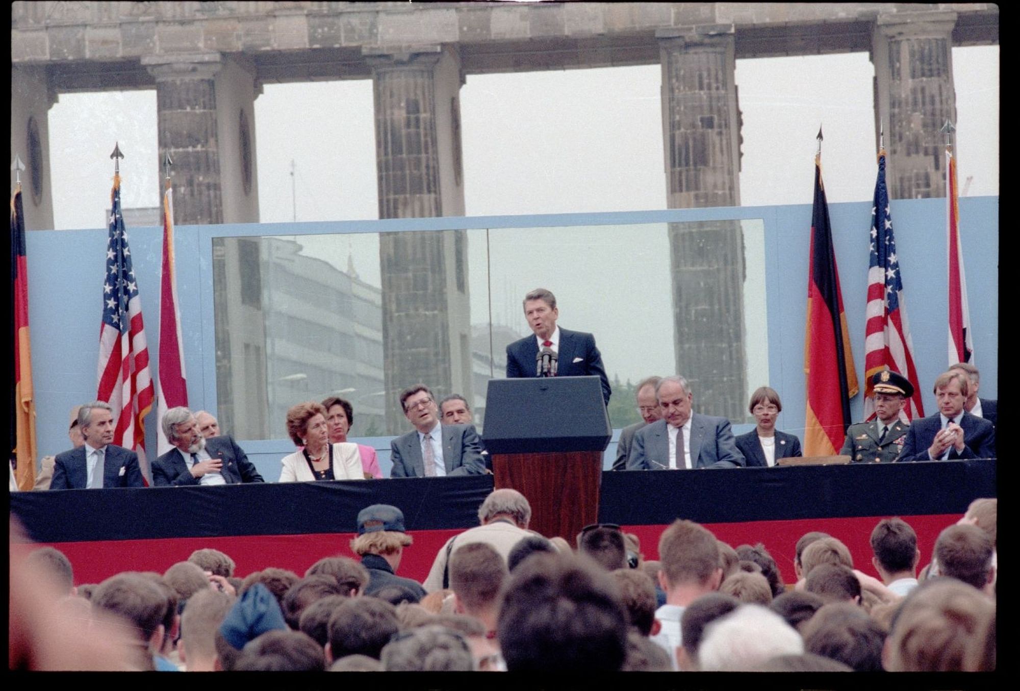 « Tear Down This Wall » – Ronald Reagan à la Porte de Brandebourg